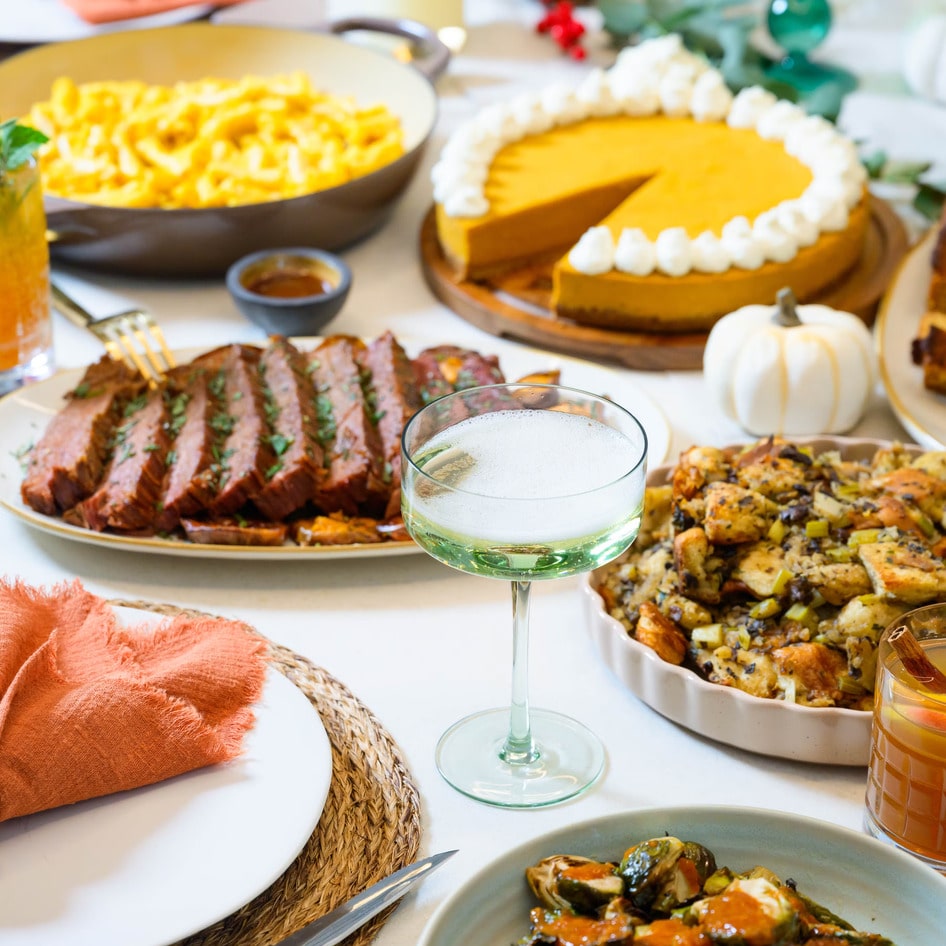 These Vegan Restaurants Will Cook Thanksgiving Dinner for You