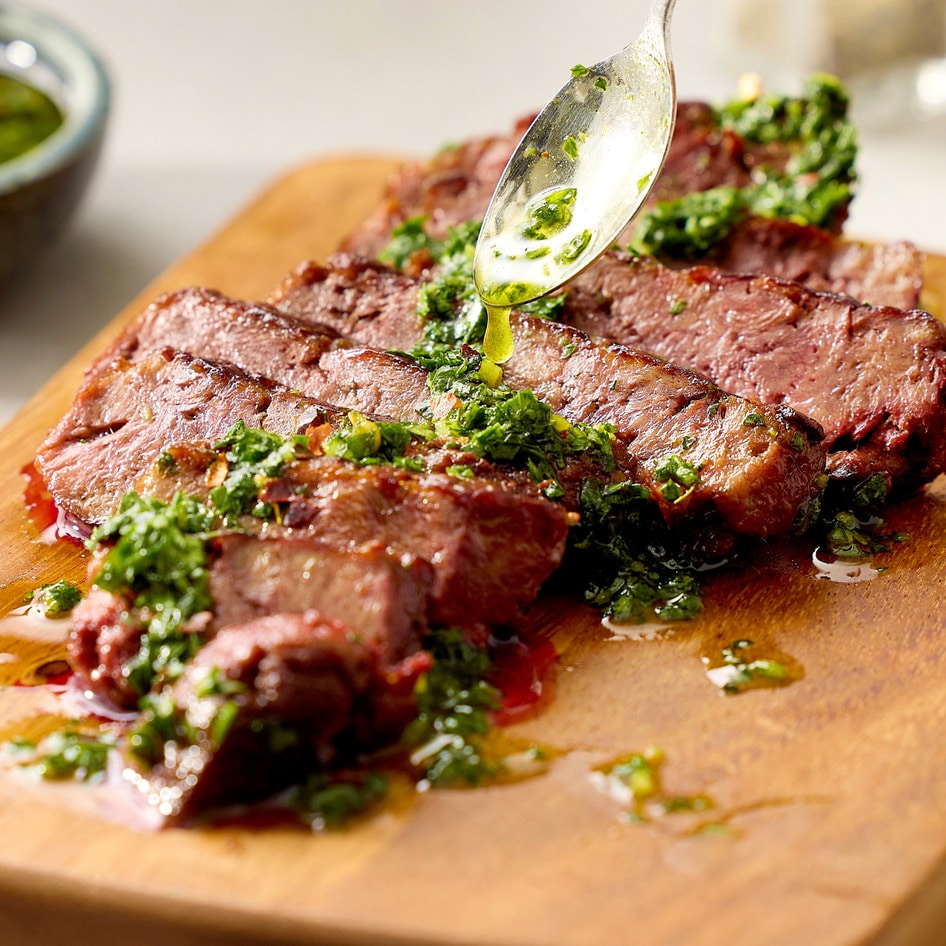 Food News of the Week: Beyond Steak Filets Debut at Steakhouse Chain, Chicago Launches Vegan Farmers Market, and Redefine Meat Debuts Spicy Shawarma