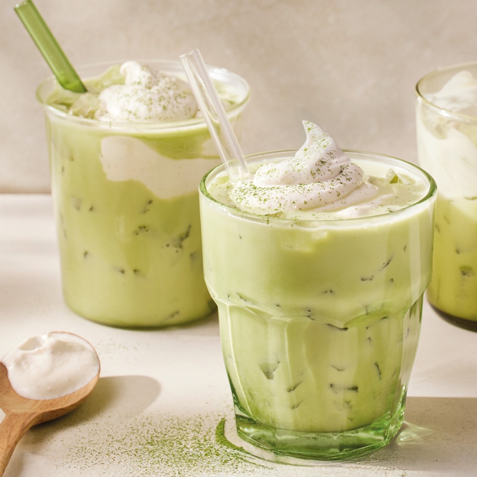 This Iced Pistachio Matcha Has A Creamy Vegan Cheesecake Surprise