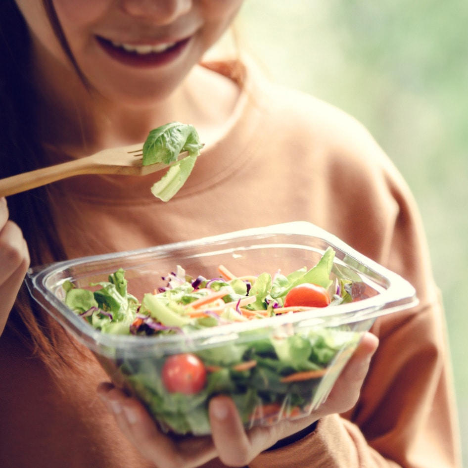 "There's No Reason to Cut Out Important Nutrients": An Expert Weighs in on Slow-Carb Diets